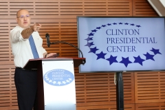 2017-04-03-CLINTON-FOUNDATION-FBLA-GILBERT-GARCIA-by-NELSON-CHENAULT-NC133815